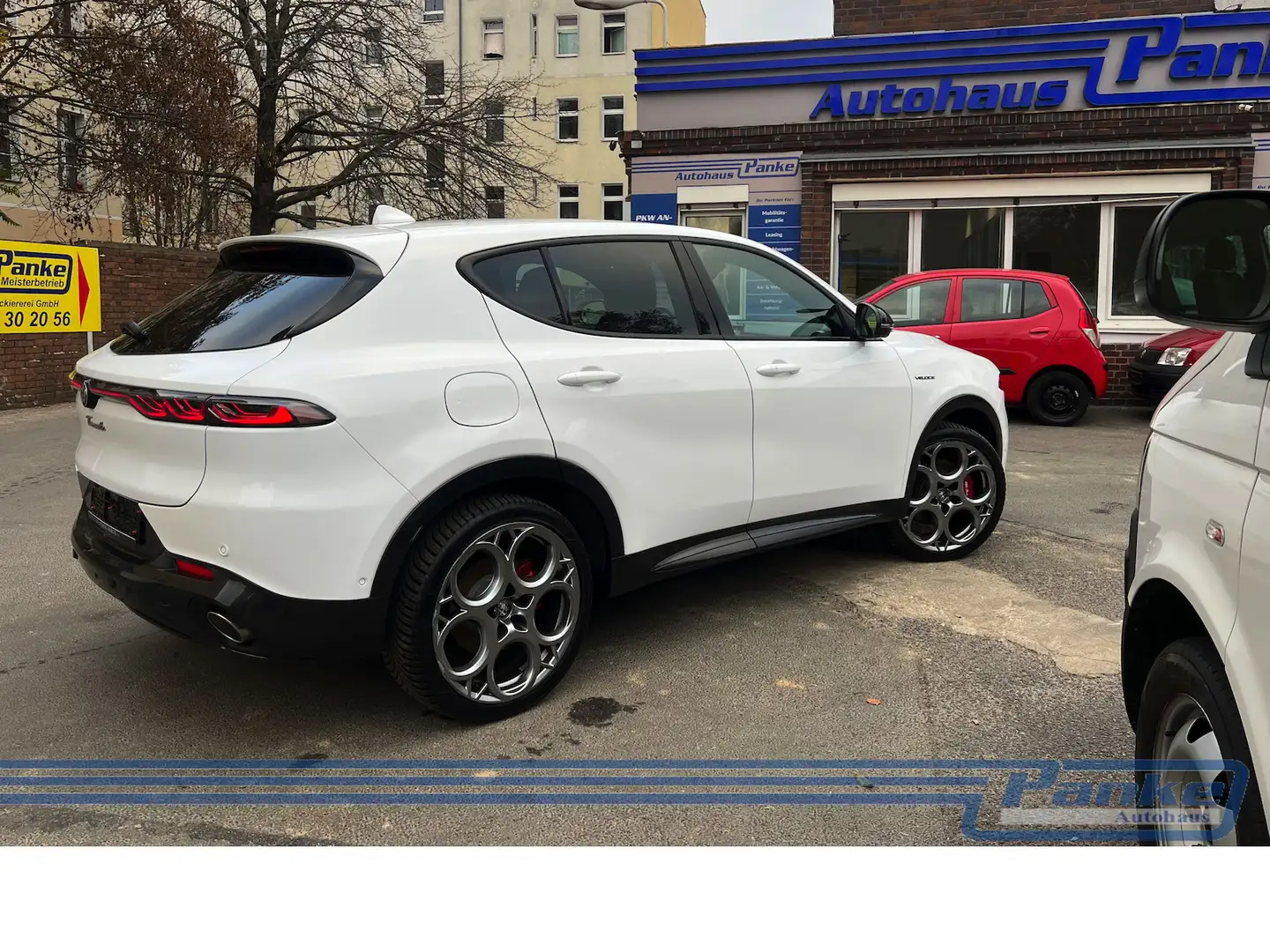 Alfa Romeo Tonale Veloce 1.3 VGT Plug-In-Hybrid Q4*H/K*360° Weiß - 2
