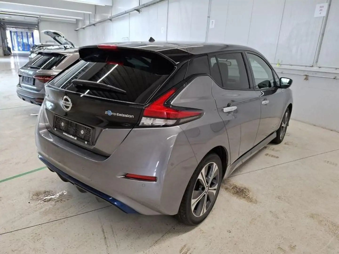 Nissan Leaf e+ Tekna 62 kWh Gris - 2