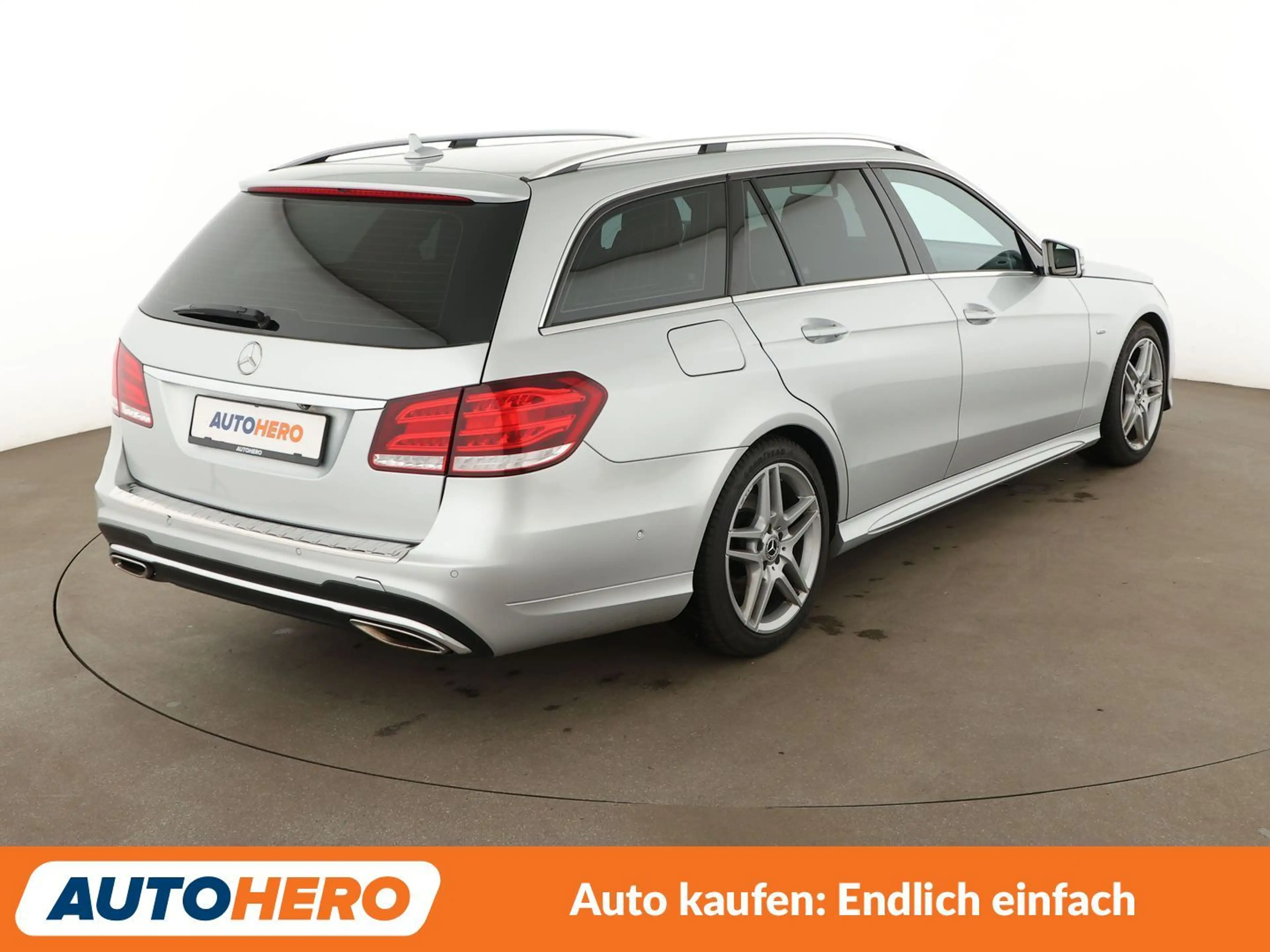 Mercedes-Benz E 350 E 350 CDI T 4Matic BlueTEC Avantgarde Aut.*NAVI* — photo 6