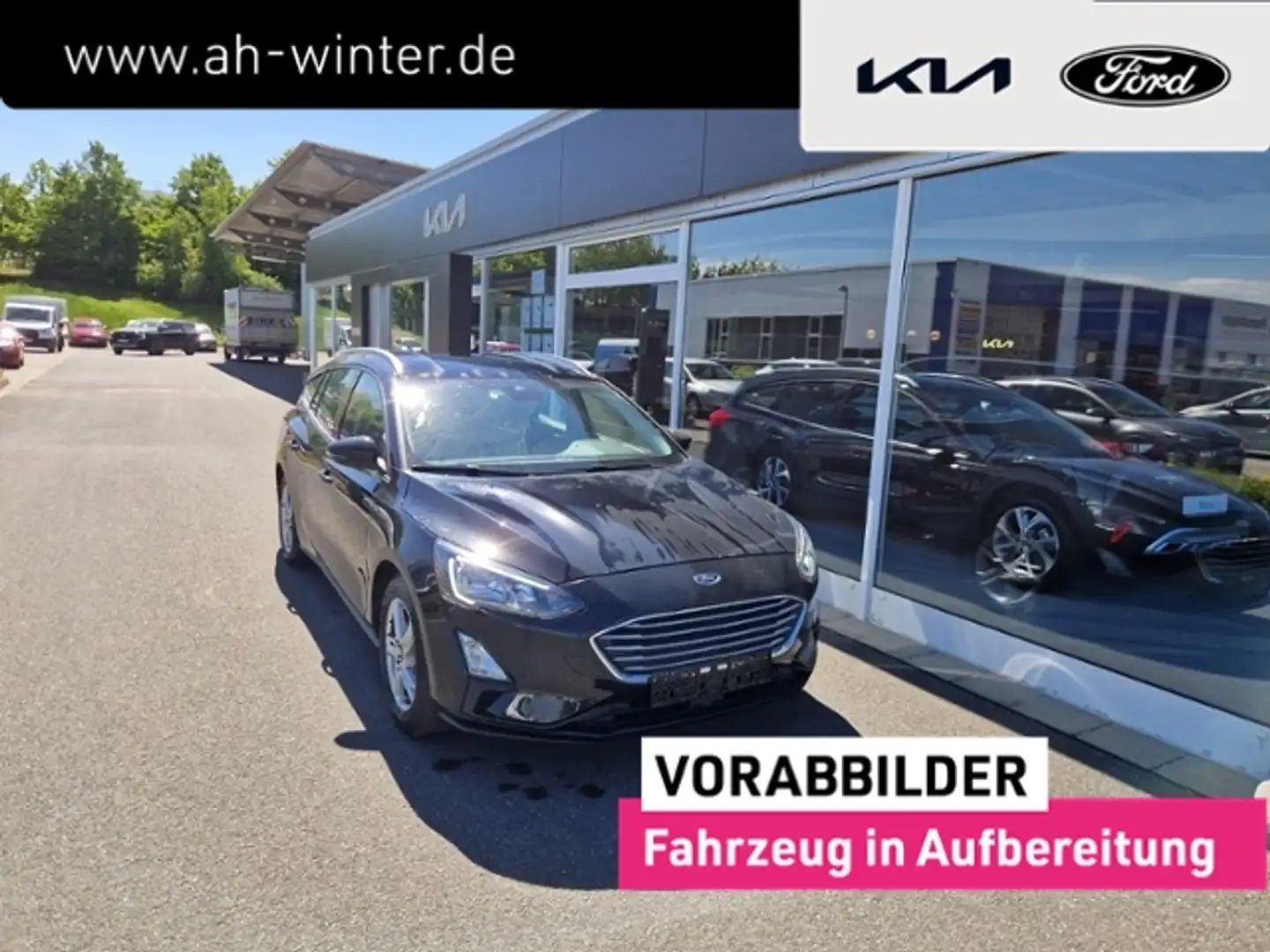 Ford Focus Turnier 1,5 EcoBlue Cool & Connect LED Navi SHZ Negro - 1