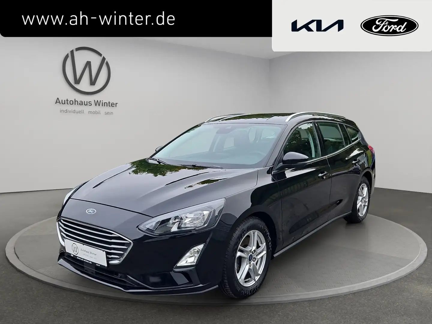 Ford Focus Turnier 1,5 EcoBlue Cool & Connect LED Navi SHZ Schwarz - 1