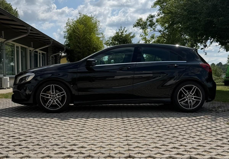Mercedes-Benz A 200 AMG Line  BlueEfficiency — photo 7