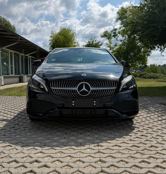 Mercedes-Benz A 200 AMG Line  BlueEfficiency — photo 3