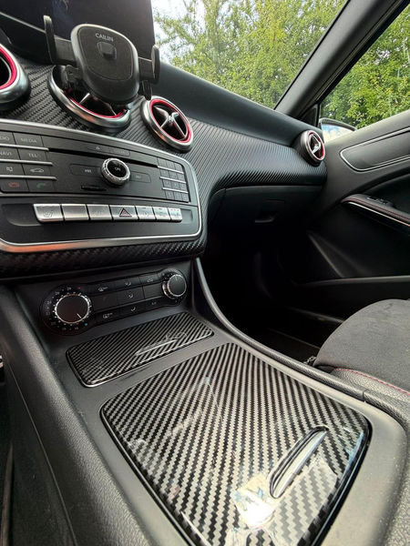 Mercedes-Benz A 200 AMG Line  BlueEfficiency — photo 14