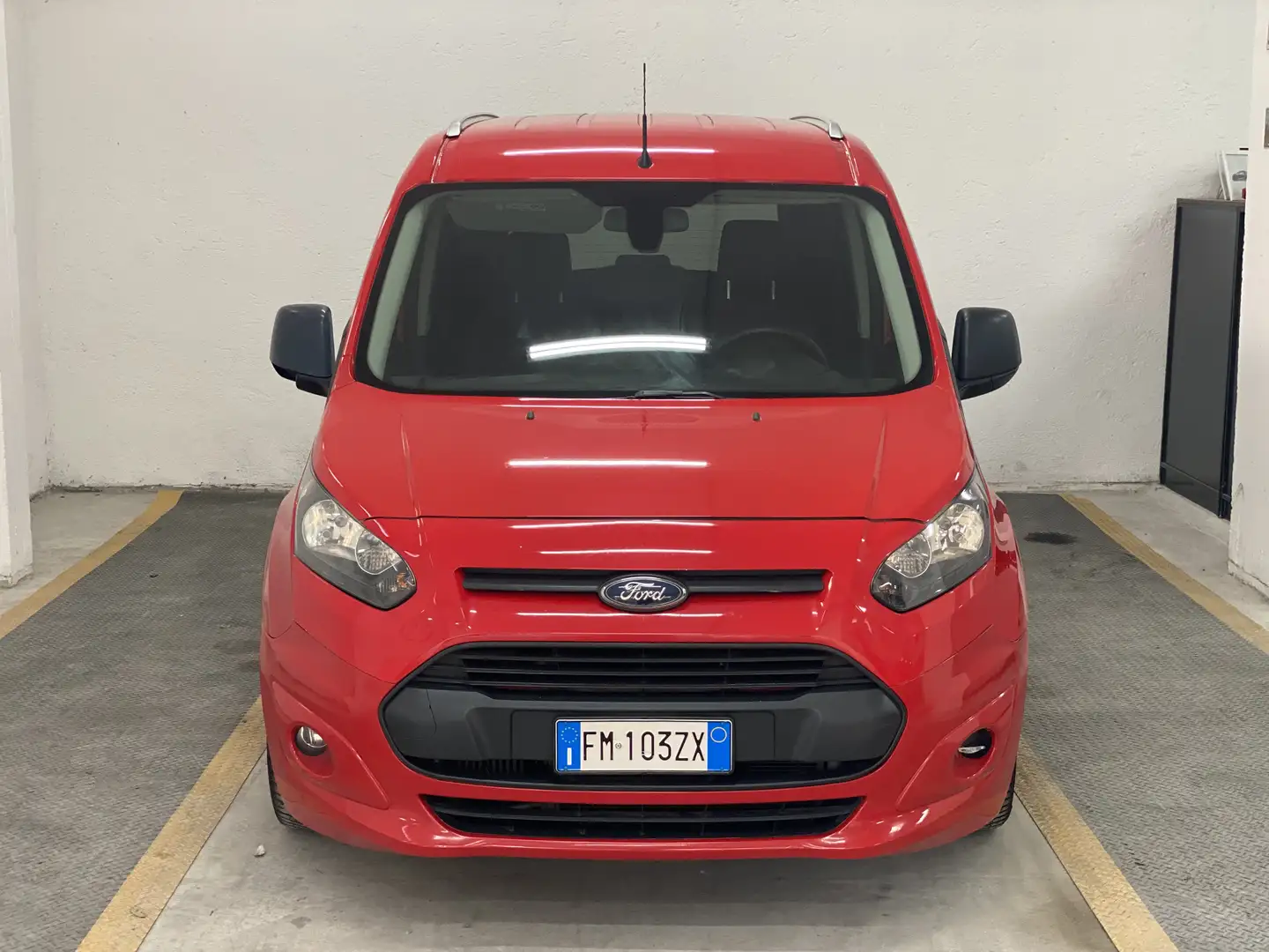 Ford Tourneo Connect Tourneo Connect 1.5 TDCi Rouge - 1