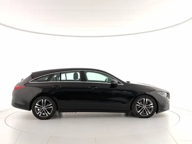 Mercedes-Benz Cla view 6