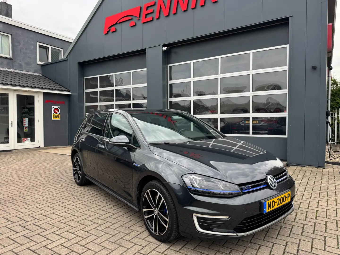 Volkswagen Golf GTE 1.4 TSI Connected Series Gris - 1