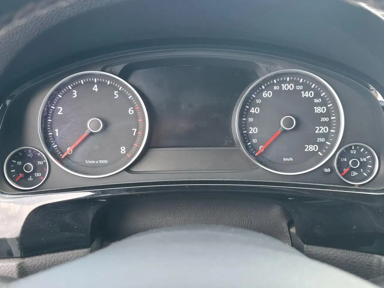 Volkswagen Touareg снимка Volkswagen Touareg