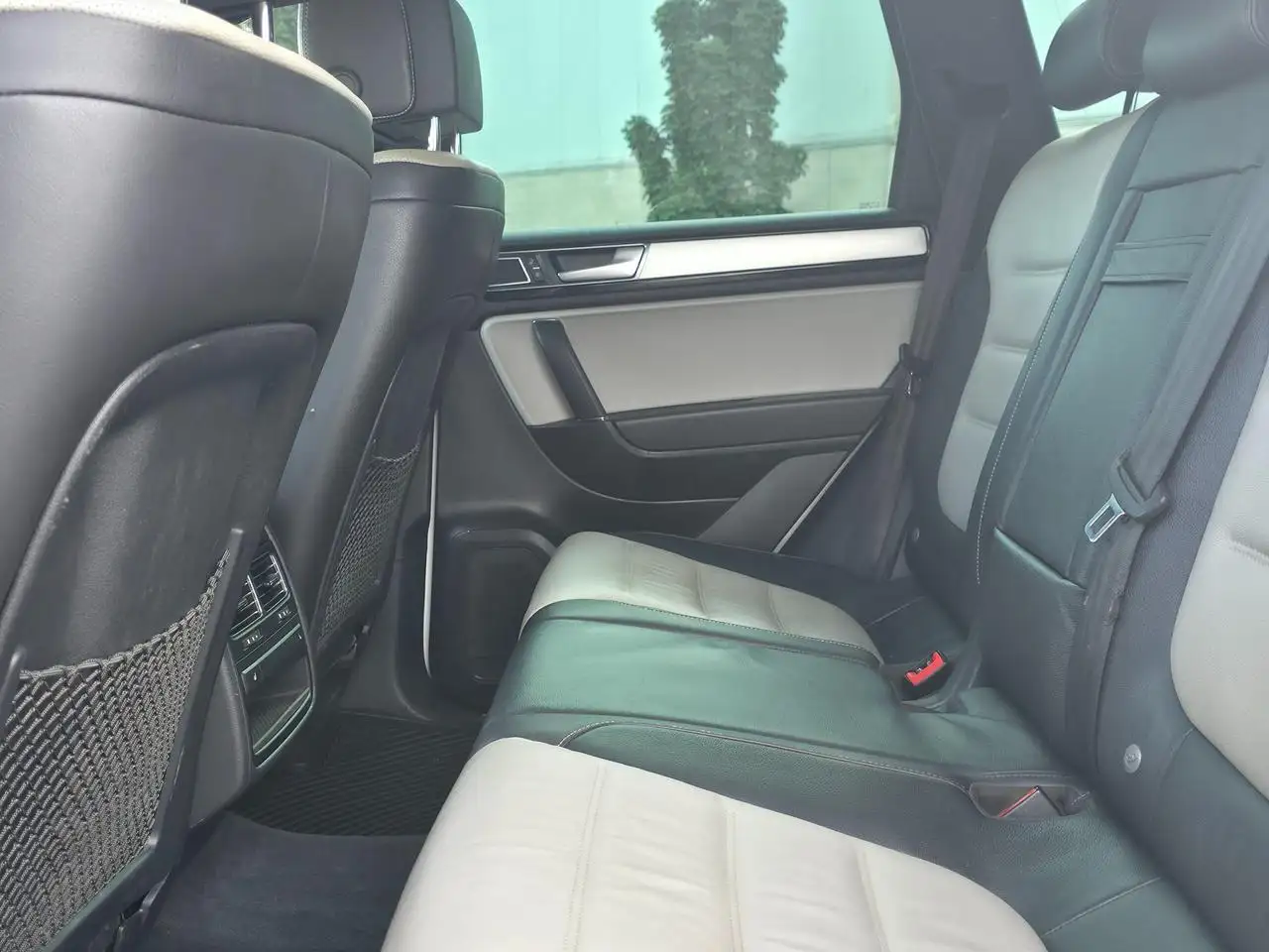 Volkswagen Touareg снимка Volkswagen Touareg
