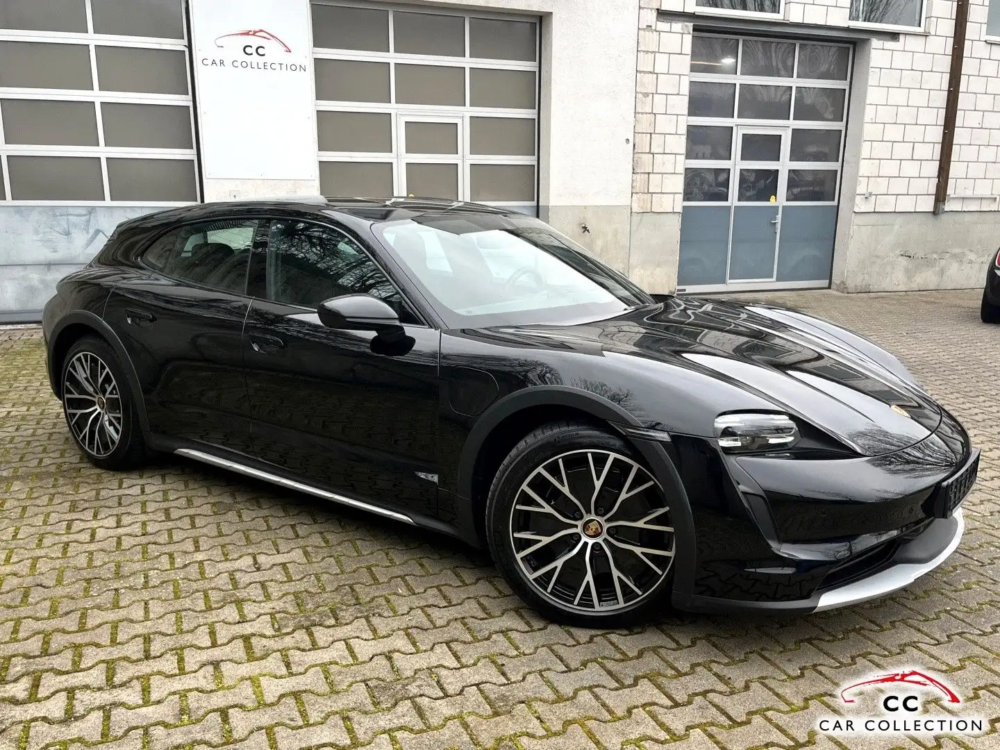 Porsche Taycan Cross Turismo 4|SpoChrono|ACC+|WPump|MJ22 Schwarz - 2
