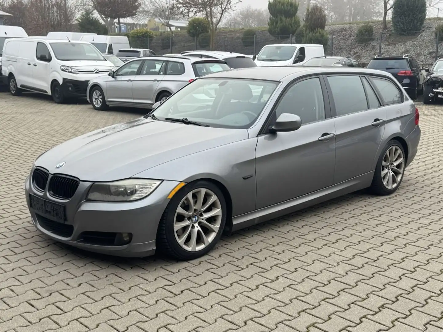 BMW 320 d DPF Touring Aut. - 1