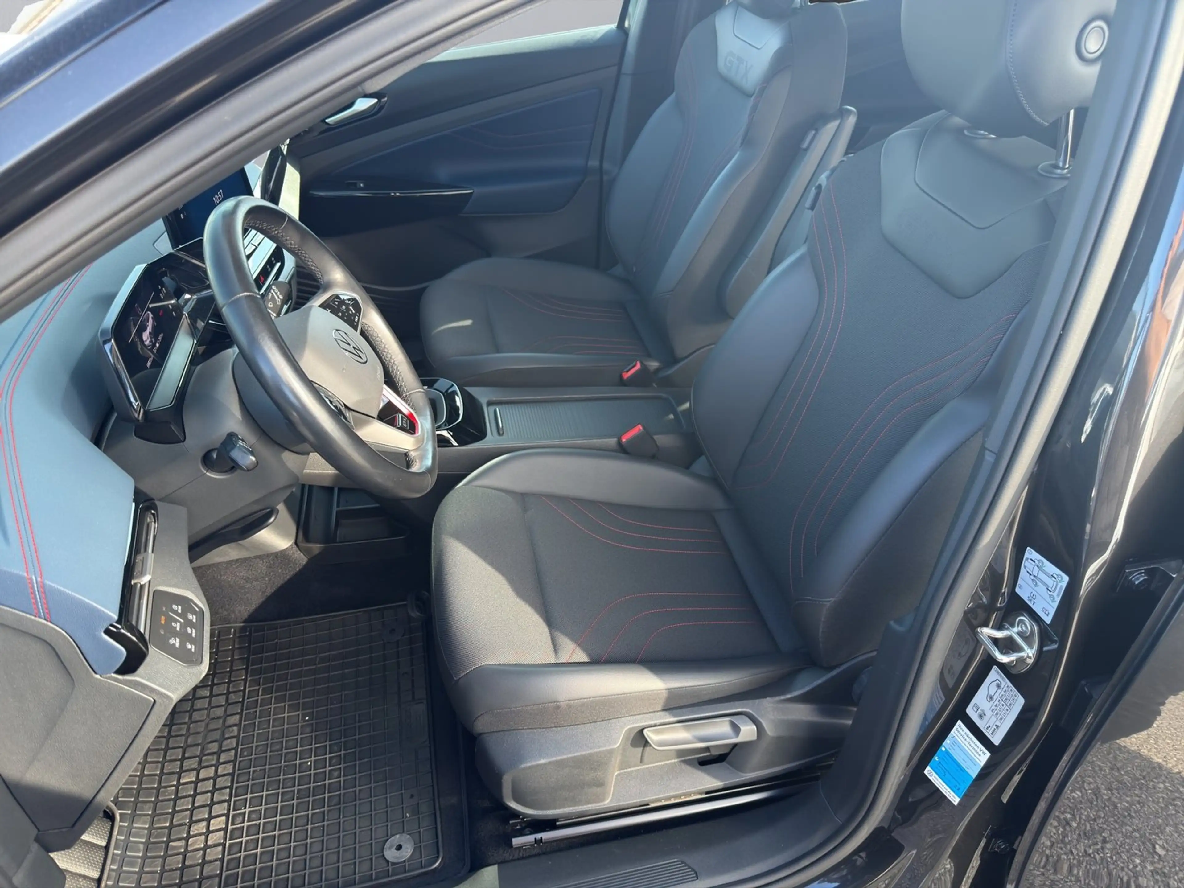 Volkswagen ID.4 GTX 4MOTION 220 kW — photo 9