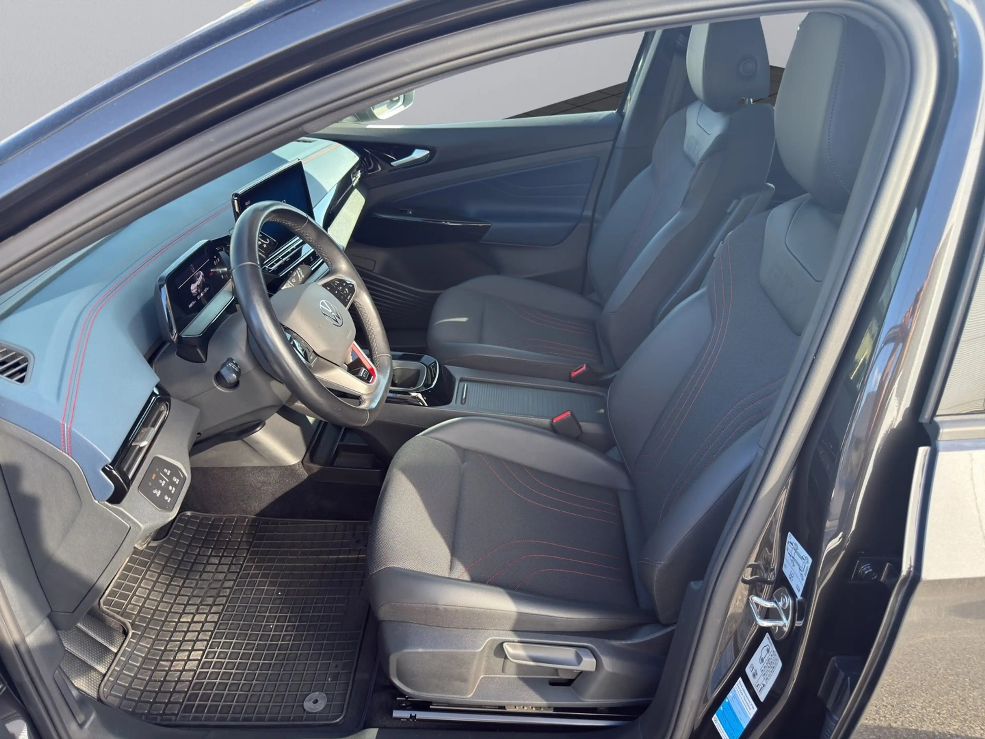 Volkswagen ID.4 GTX 4MOTION 220 kW — photo 8