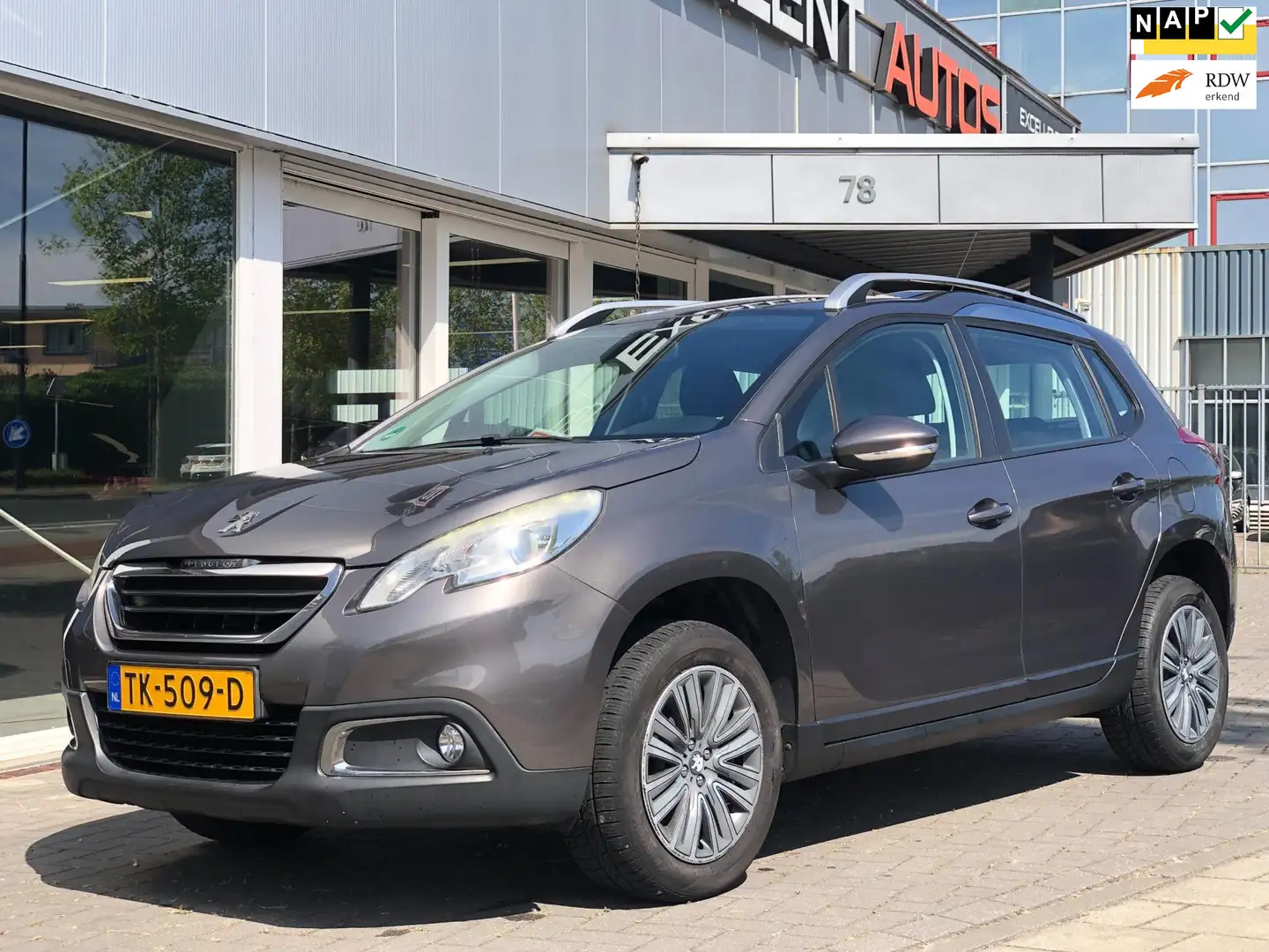 Peugeot 2008 1.6 e-HDi Active Grijs - 1
