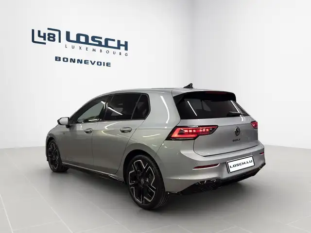 Volkswagen Golf view 6
