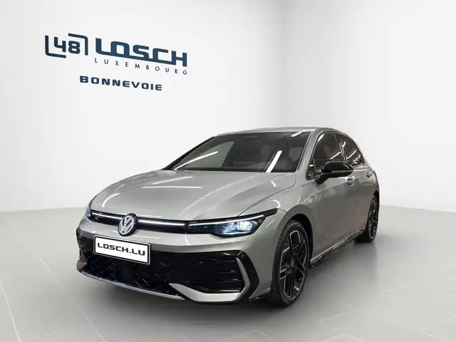 Volkswagen Golf view 3