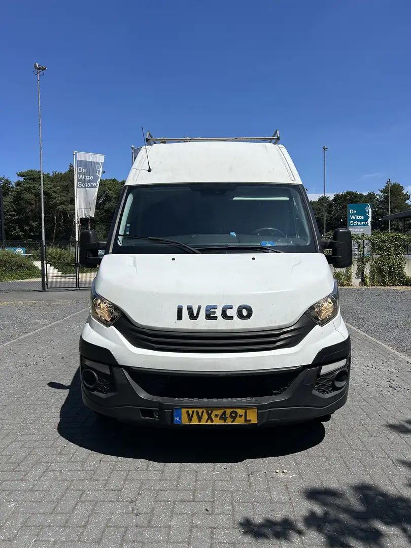 Iveco Daily 35 S 16SA8 V AUTOMAAT INCL. BTW Wit - 1