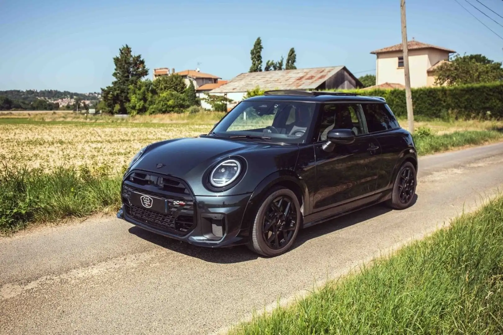 MINI Cooper IV (F66) 2.0 S 204 ch JCW DKG7 - Française - Garan Grijs - 1