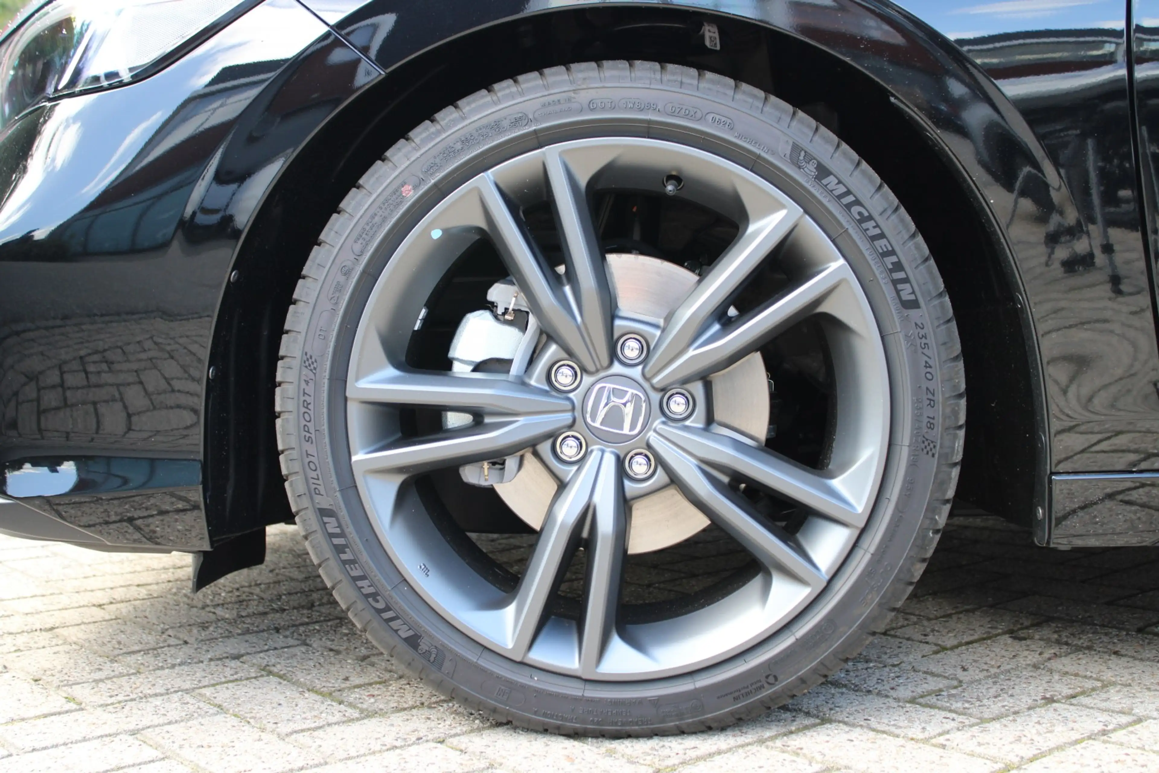 Honda Civic 2.0 HYBRID 184PK eCVT Sport — photo 8