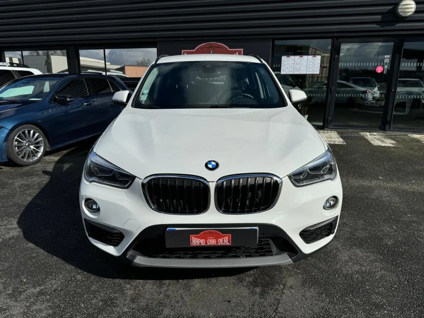 BMW X1 sDrive 18d - BVA Sport F48 xLine PHASE 1 Garantie 3 Mois Weiß - 2