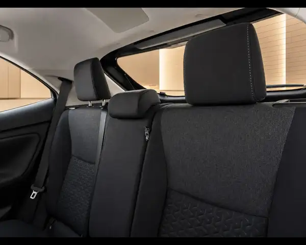 Toyota Yaris Cross view 8