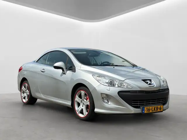 Peugeot 308 view 7