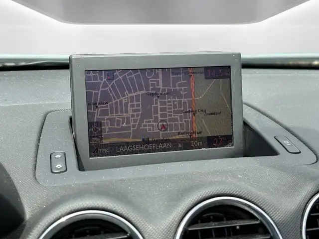 Peugeot 308 view 14