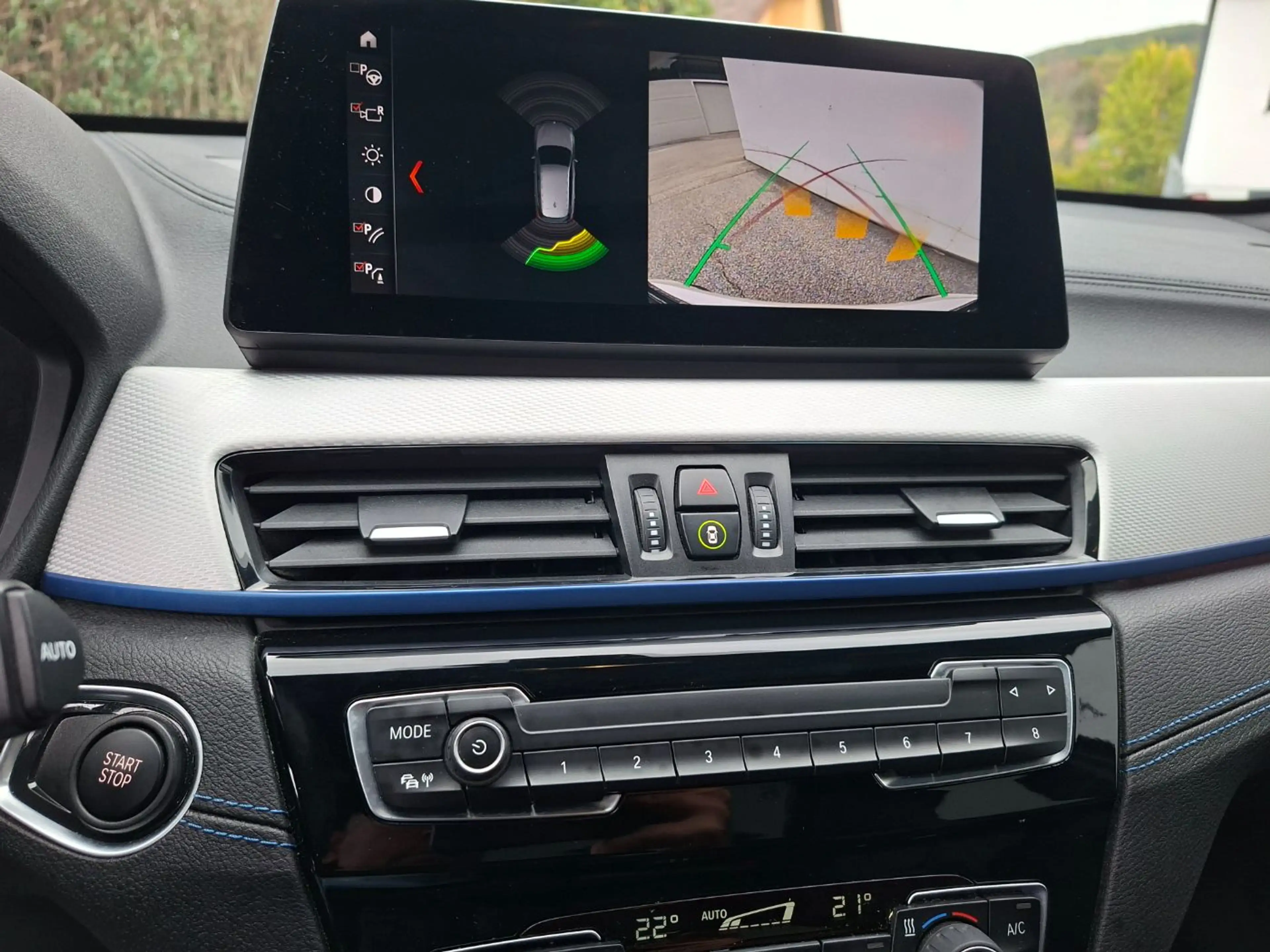 BMW X1 25e xDrive AUT Klima — photo 14