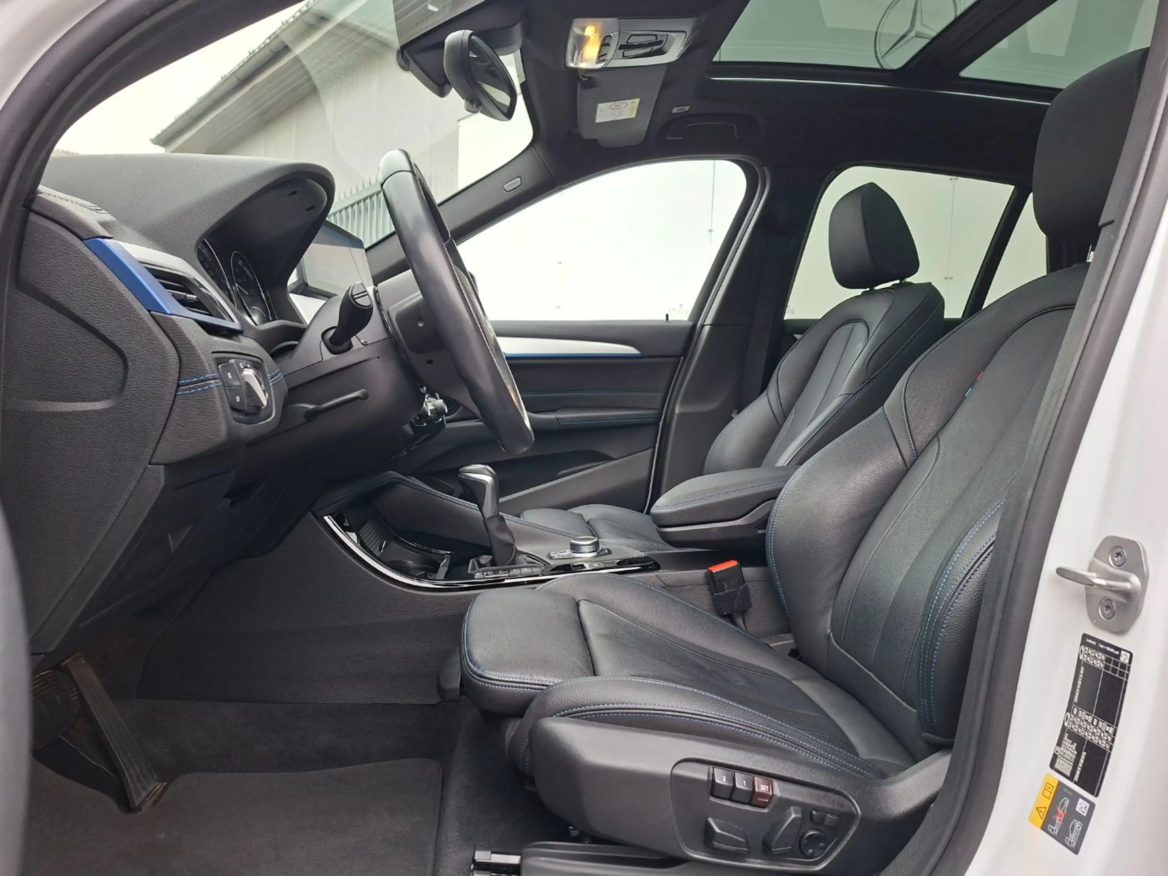 BMW X1 25e xDrive AUT Klima — photo 8