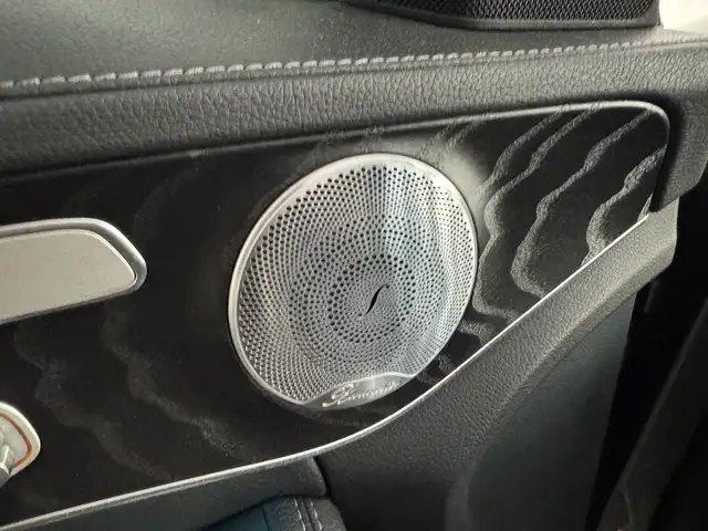 Mercedes-Benz C-Class view 21