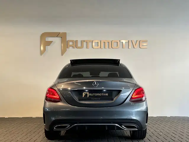 Mercedes-Benz C-Class view 11