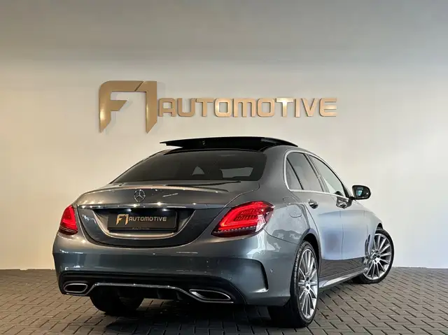 Mercedes-Benz C-Class view 3
