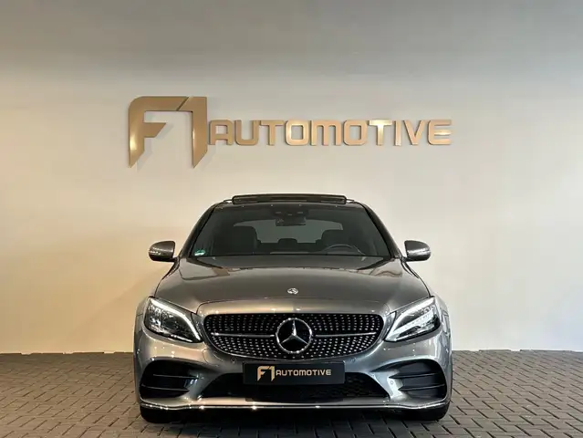 Mercedes-Benz C-Class view 9