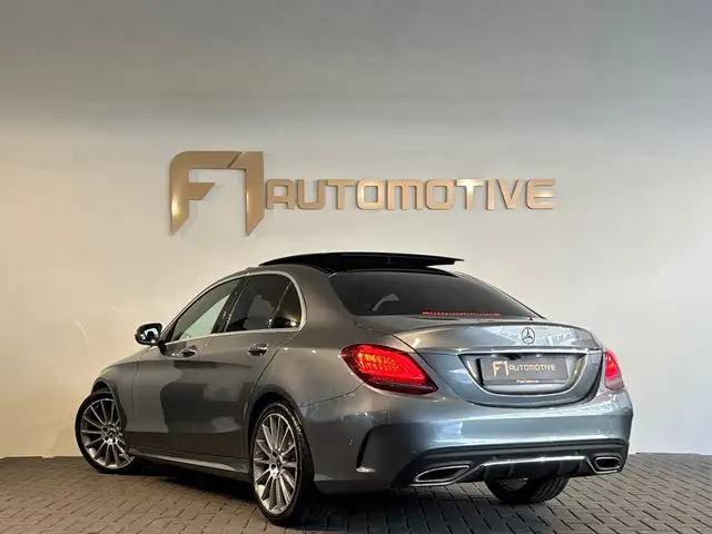 Mercedes-Benz C-Class view 8
