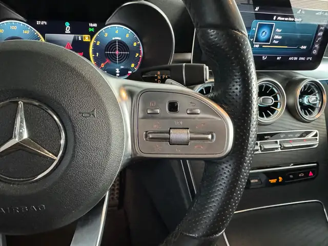Mercedes-Benz C-Class view 14
