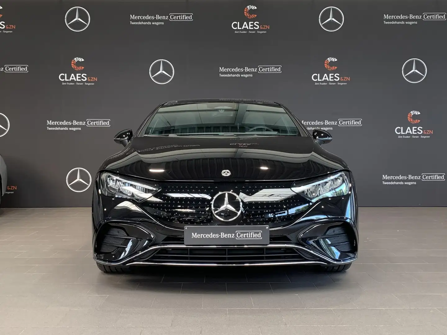 Mercedes-Benz EQE 300 AMG Line - DOS 8837 Schwarz - 2