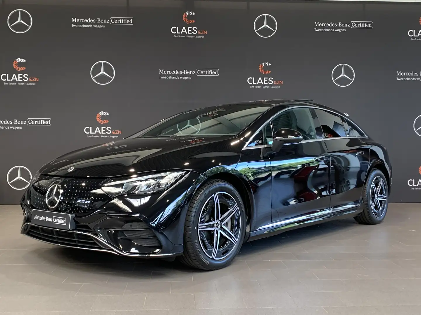 Mercedes-Benz EQE 300 AMG Line - DOS 8837 Schwarz - 1
