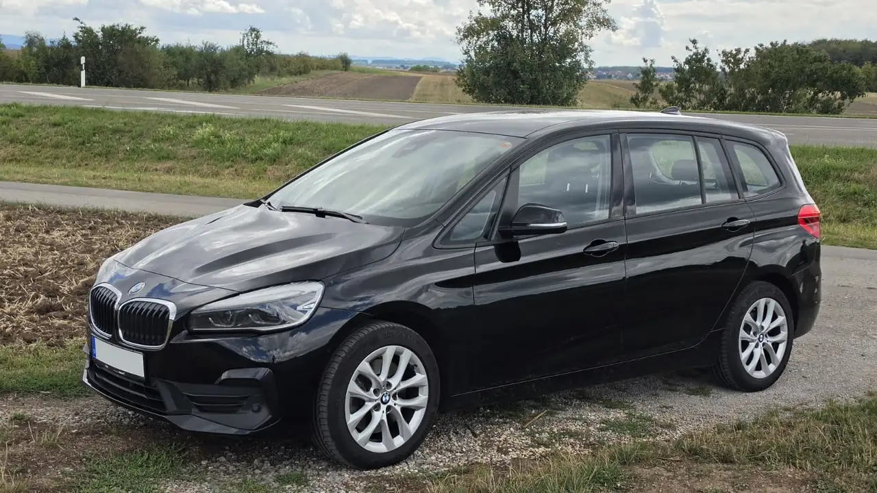 BMW 218