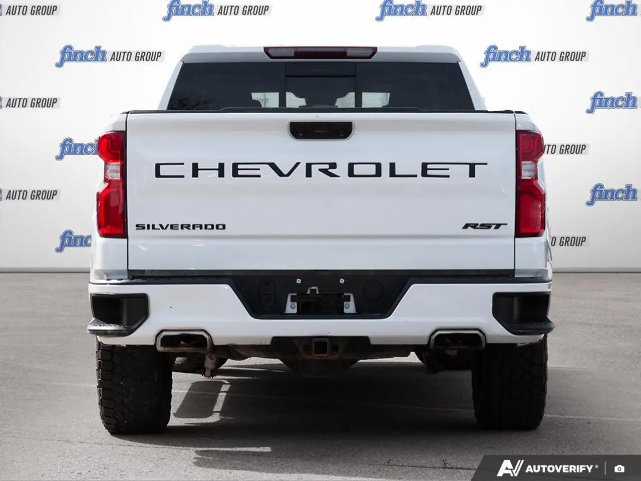 Chevrolet Silverado 1500 снимка Chevrolet Silverado 1500