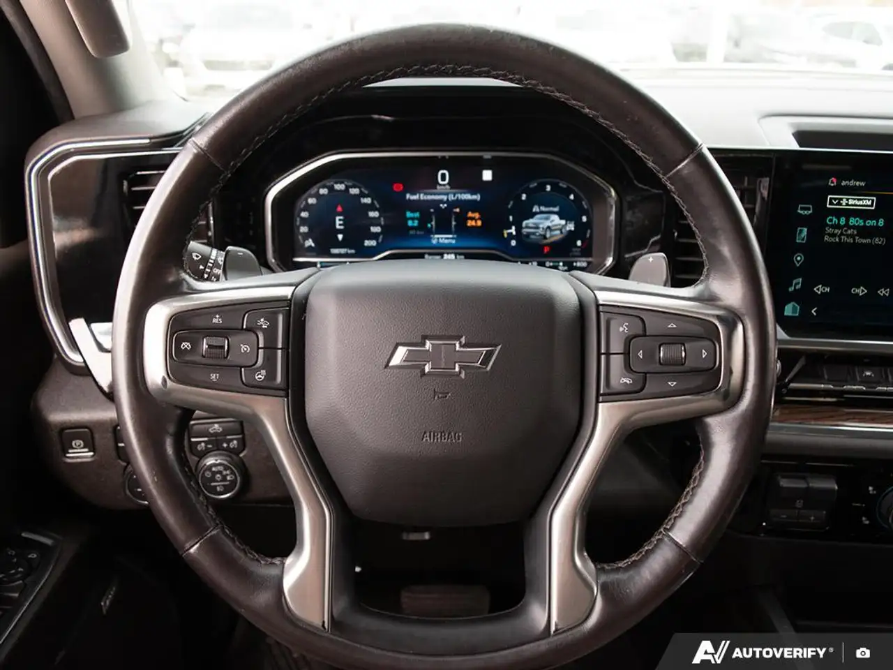 Chevrolet Silverado 1500 снимка Chevrolet Silverado 1500