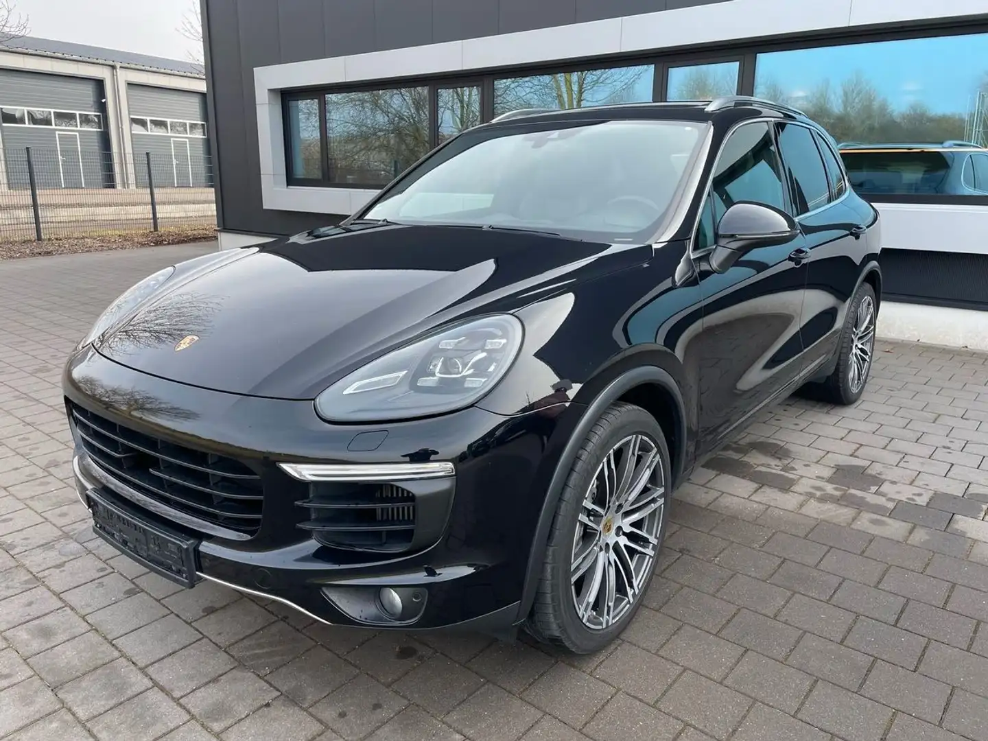 Porsche Cayenne S Diesel Schwarz - 1