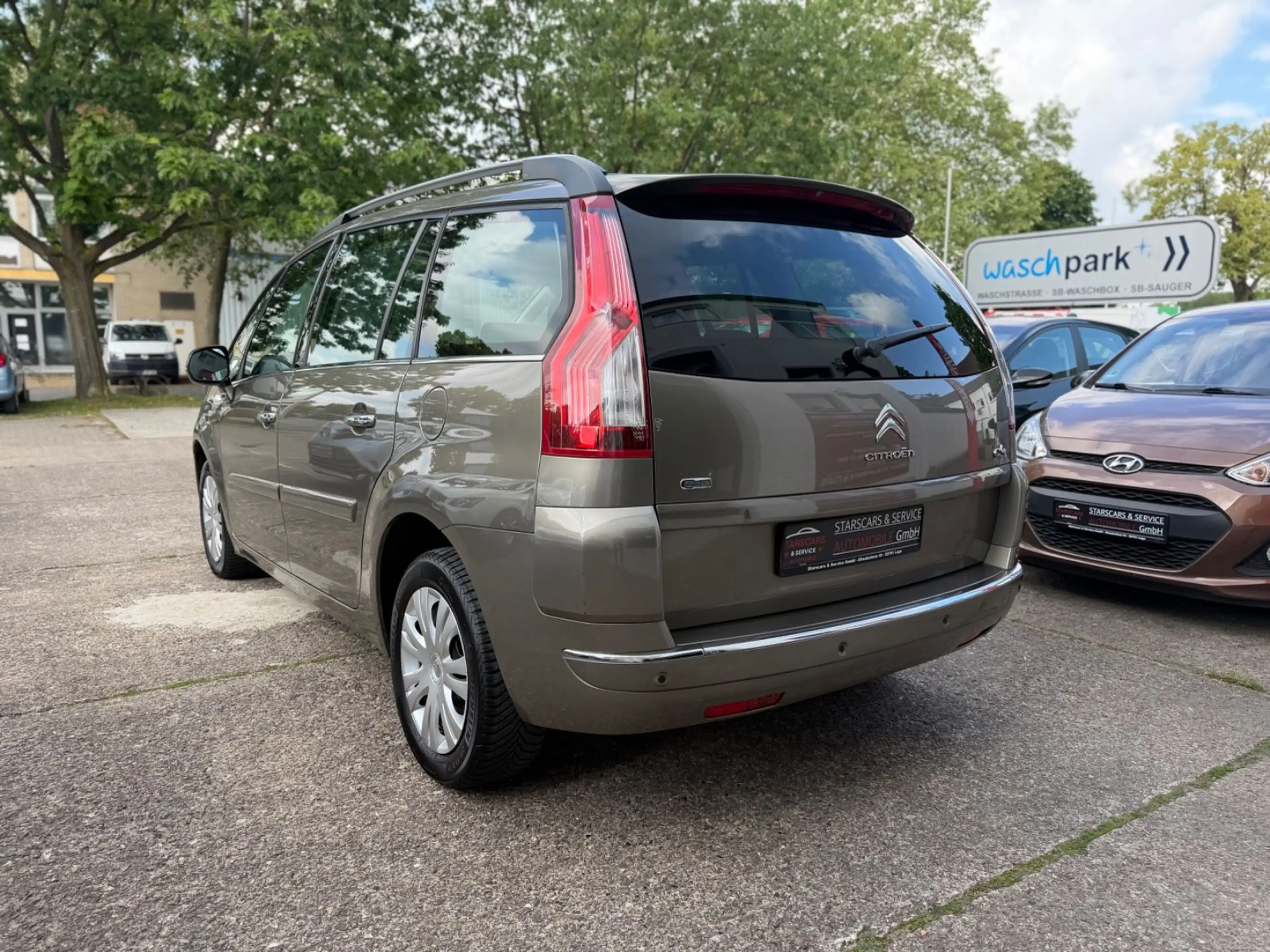 Citroen Grand C4 Picasso Grand-C4*PICASSO*SHZ*PDC*TEMPO*2.HAND*7-SITZER* — photo 5