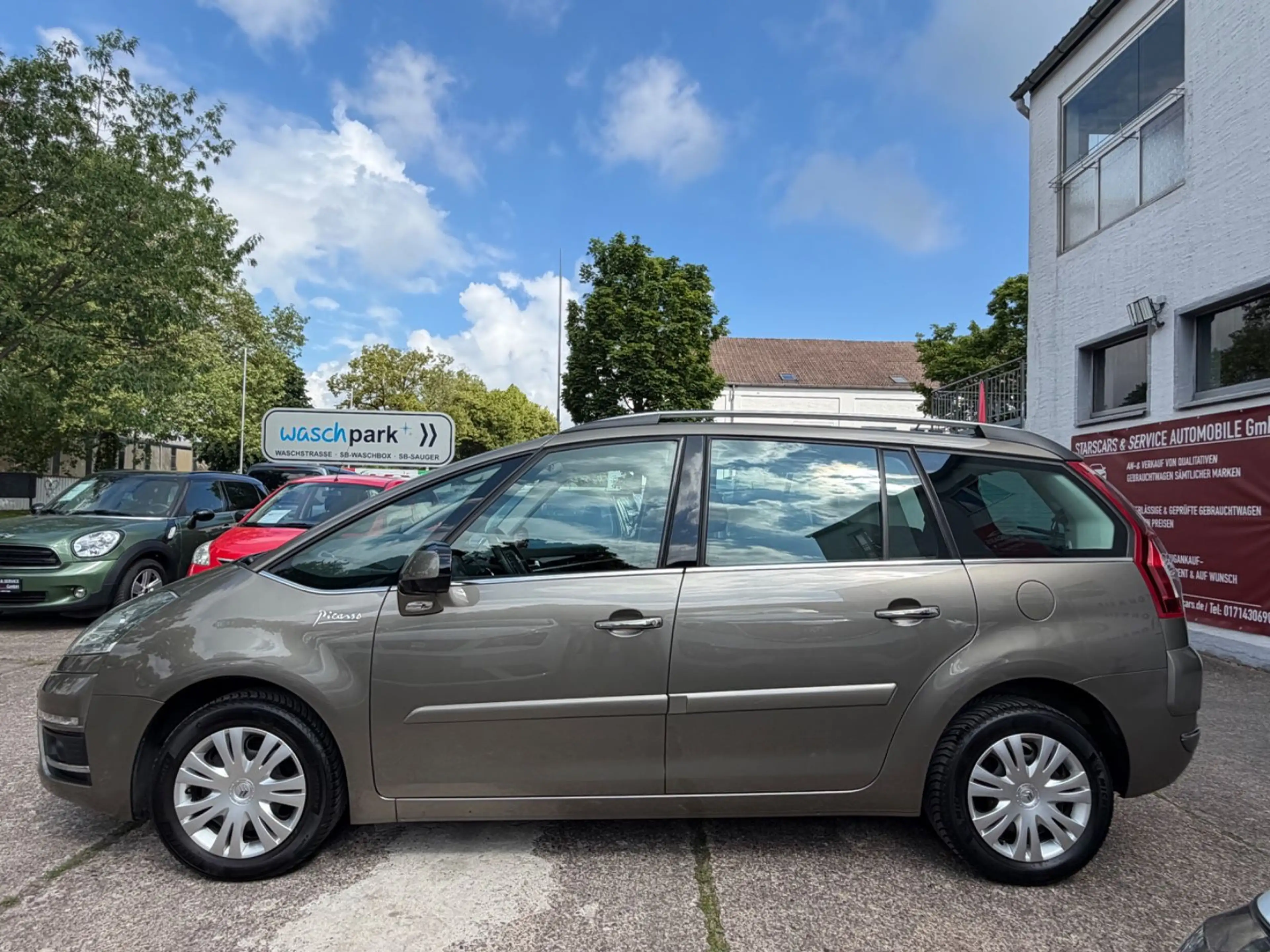 Citroen Grand C4 Picasso Grand-C4*PICASSO*SHZ*PDC*TEMPO*2.HAND*7-SITZER* — photo 4