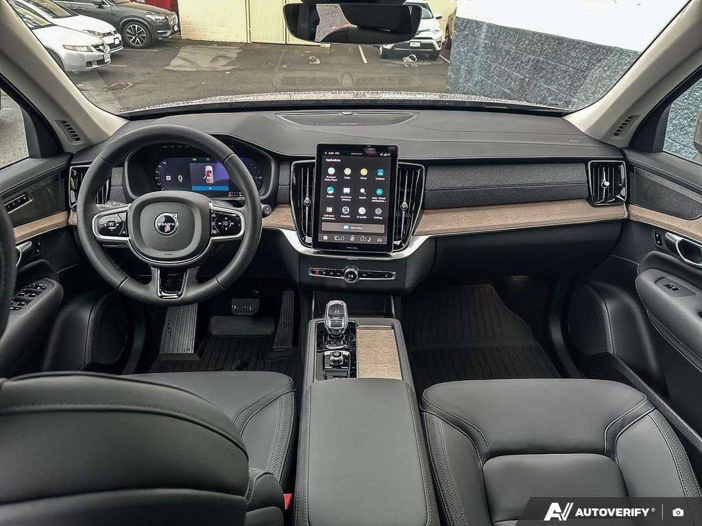 2026 Volvo XC90 T8 AWD Plus Bright Theme 7-Seater thumb 24