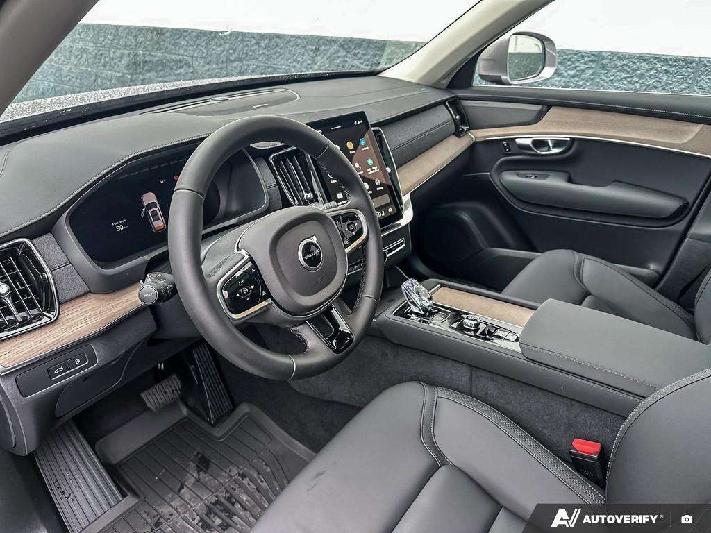 2026 Volvo XC90 T8 AWD Plus Bright Theme 7-Seater thumb 13