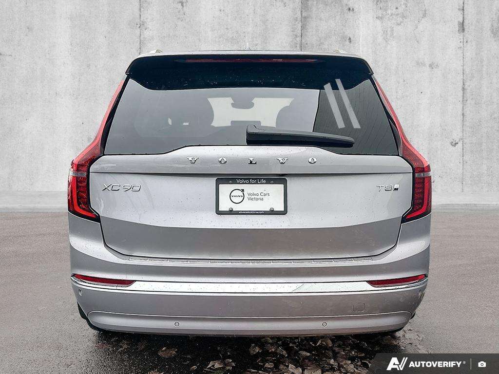 2026 Volvo XC90 T8 AWD Plus Bright Theme 7-Seater alt 5
