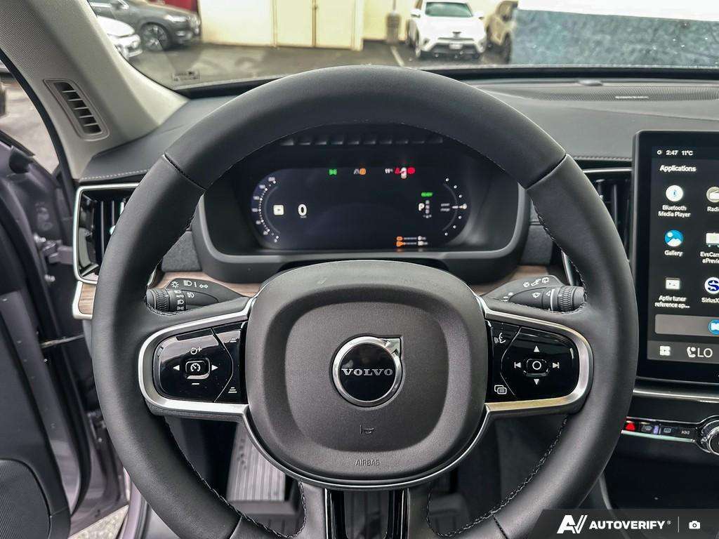 2026 Volvo XC90 T8 AWD Plus Bright Theme 7-Seater thumb 14