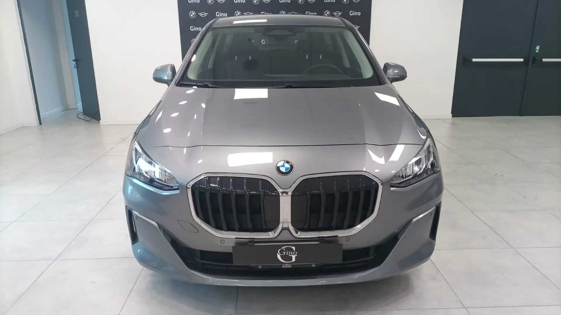 BMW 218 i Active Tourer auto Grigio - 2