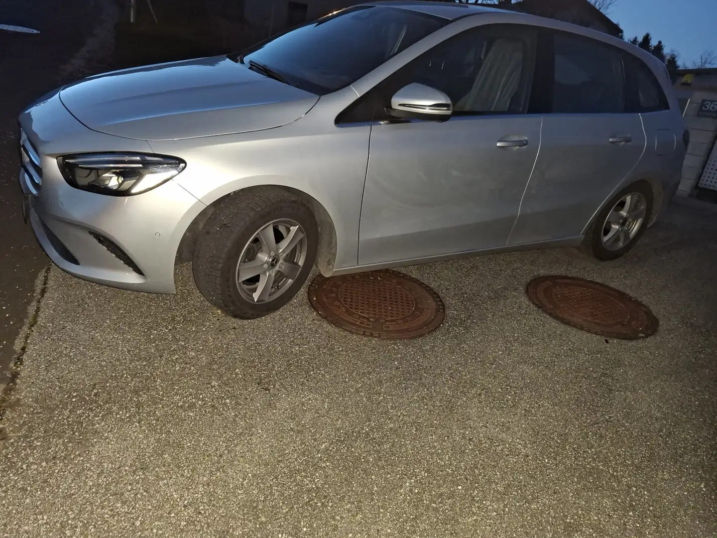 Mercedes-Benz B 180 d Aut. - 2
