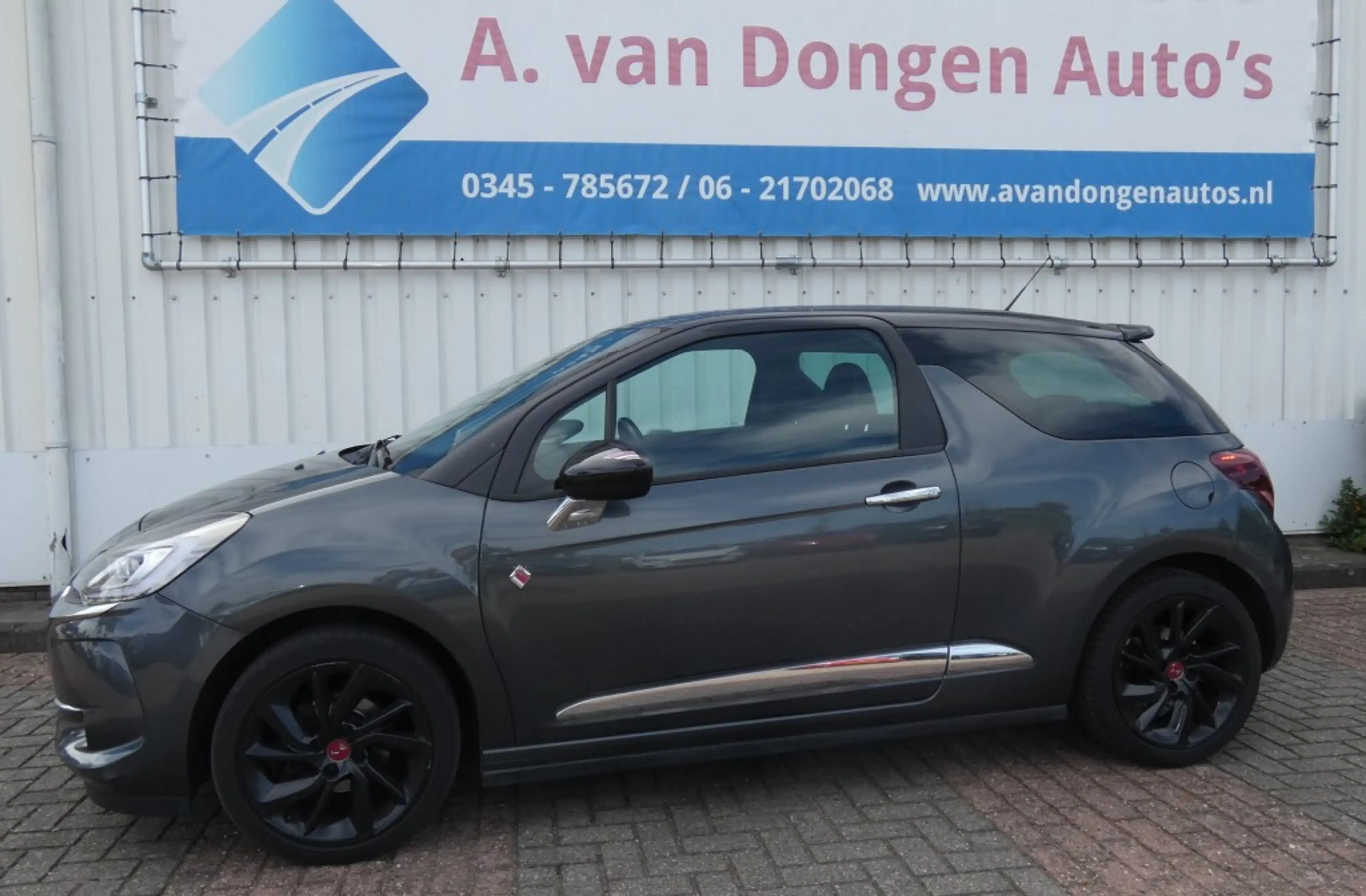 DS Automobiles DS 3 1.2 PureTech PERFORMANCE LINE,Navi.Led,DBriem Verv